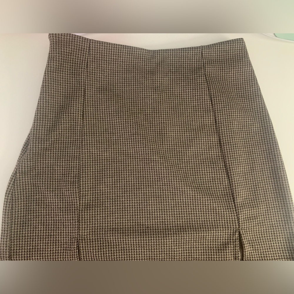 Houndstooth Pencil Skirt